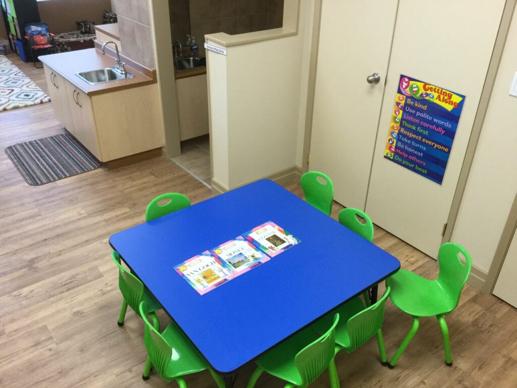 037 Brown Room Kindergarten